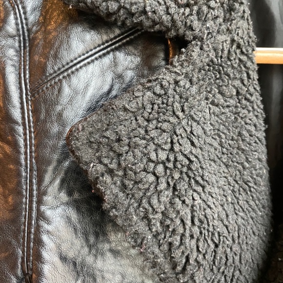 H & M Oversized Biker Jacket With Faux Fur Collar - Picture 6 of 7